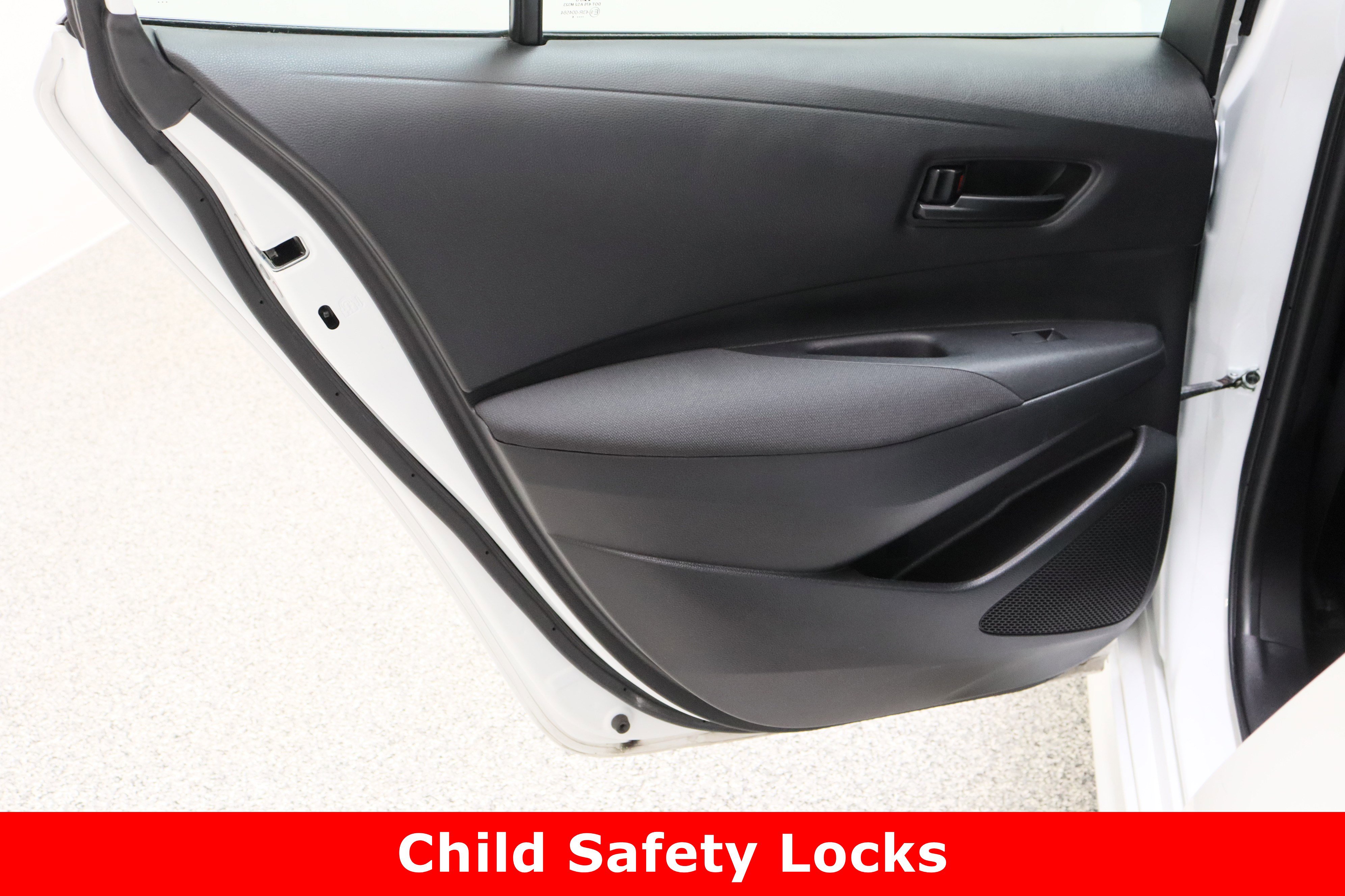 Used 2024 Toyota Corolla LE image 23