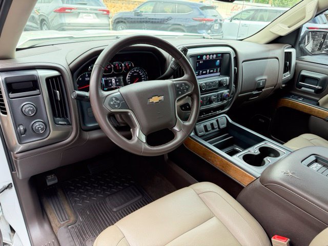 Used 2018 Chevrolet Silverado 1500 LTZ w/ Sport Package AWD/4WD image 9