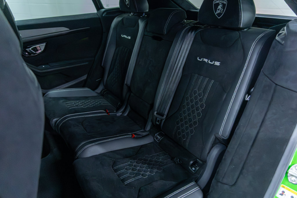 Used 2023 Lamborghini Urus Performante AWD/4WD image 55
