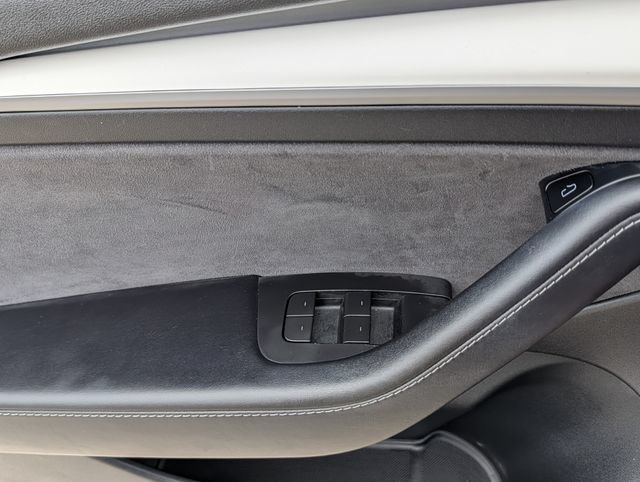 Used 2022 Tesla Model 3 Long Range AWD/4WD image 20