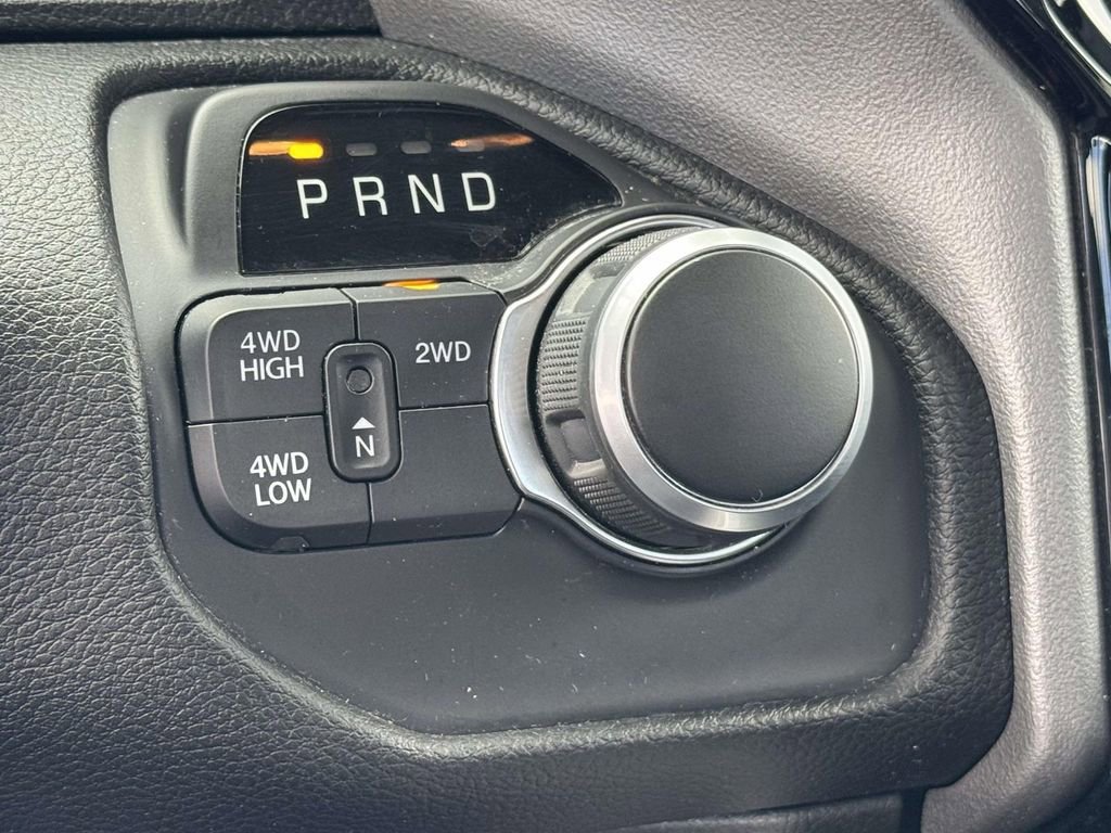 Used 2024 RAM 2500 Big Horn w/ Level 2 Equipment Group AWD/4WD image 21