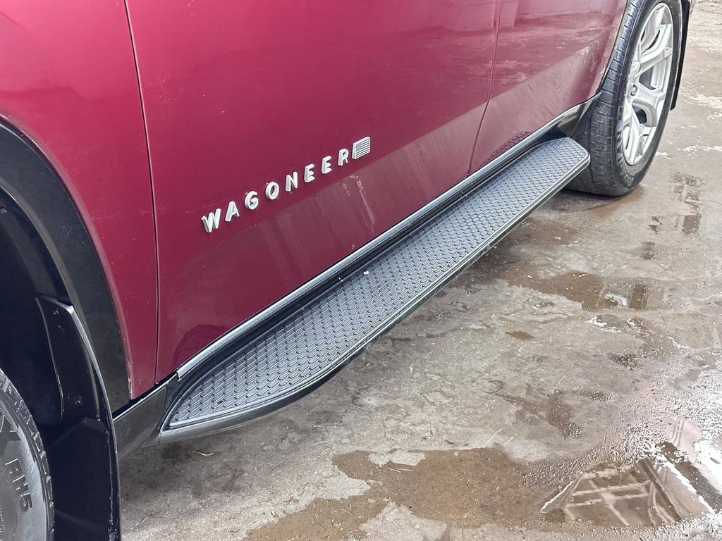 Used 2022 Jeep Wagoneer Series II image 24