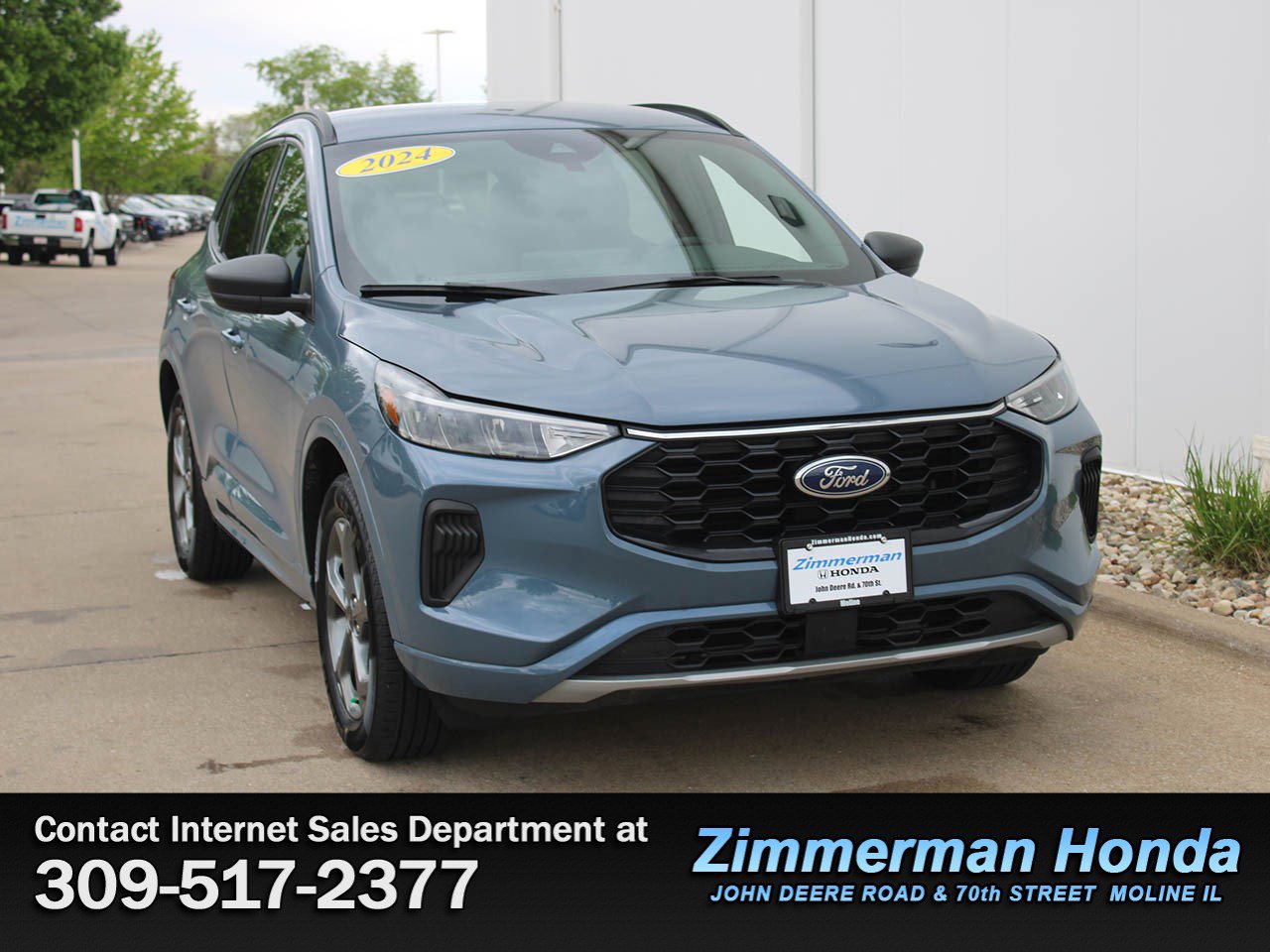 Used 2024 Ford Escape ST-Line w/ Tech Pack #1 AWD/4WD image 3