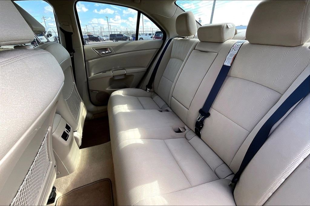 Used 2011 Suzuki Kizashi S image 18