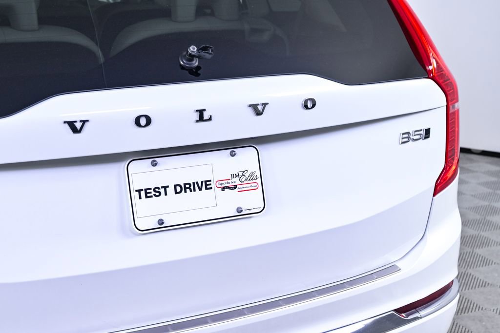 Certified 2024 Volvo XC90 B5 Plus w/ Protection Package Premier image 40