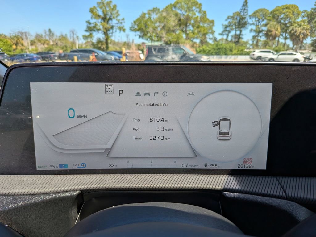Certified 2023 Kia EV6 GT-Line w/ GT-Line White Seat Package AWD/4WD image 33