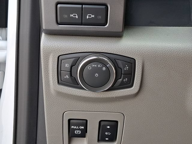 Used 2020 Ford F150 XLT w/ Equipment Group 302A Luxury AWD/4WD image 26