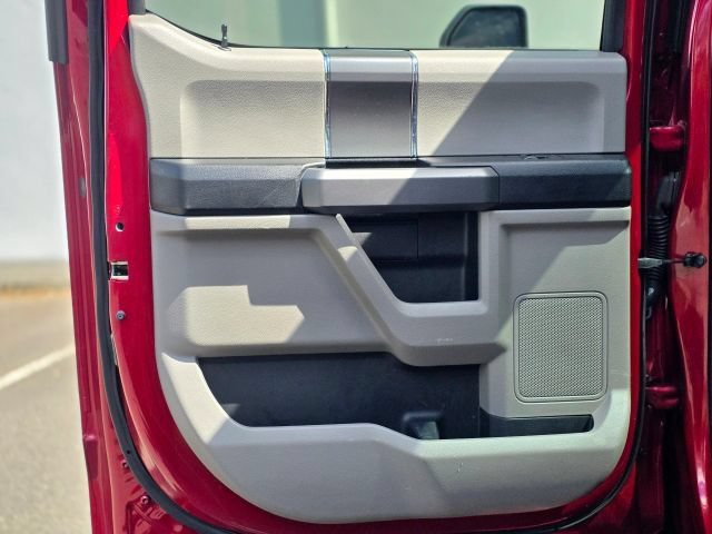 Used 2018 Ford F150 XLT w/ Equipment Group 302A Luxury AWD/4WD image 40