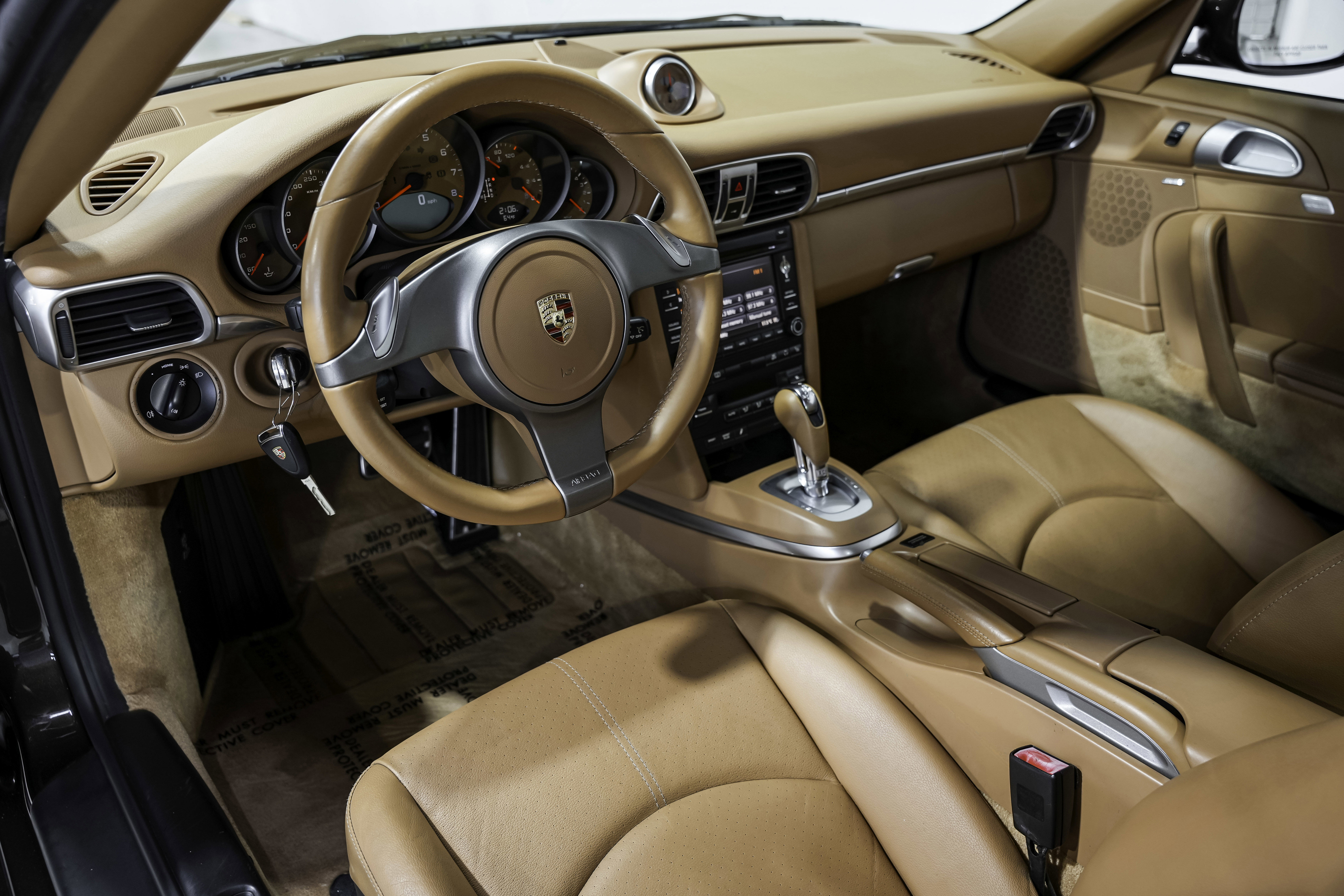 Used 2010 Porsche 911 Carrera S image 9