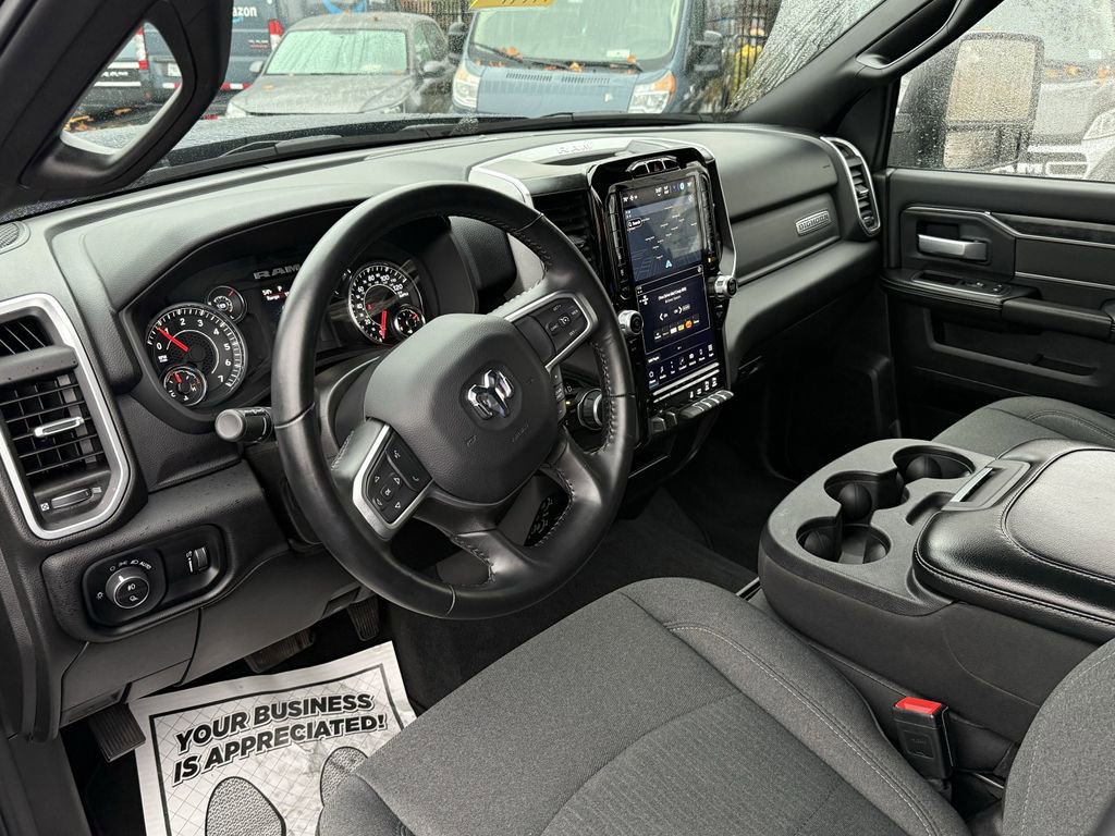 Used 2024 RAM 2500 Big Horn w/ Sport Appearance Package image 15