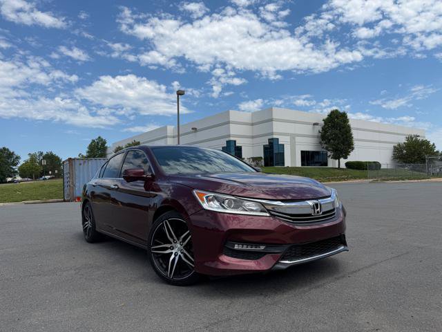 Used 2016 Honda Accord EX image 2