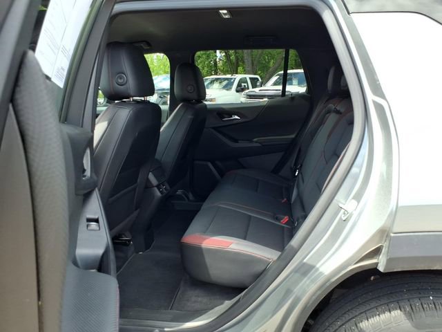 Used 2025 Chevrolet Equinox RS w/ Safety and Technology Package AWD/4WD image 11