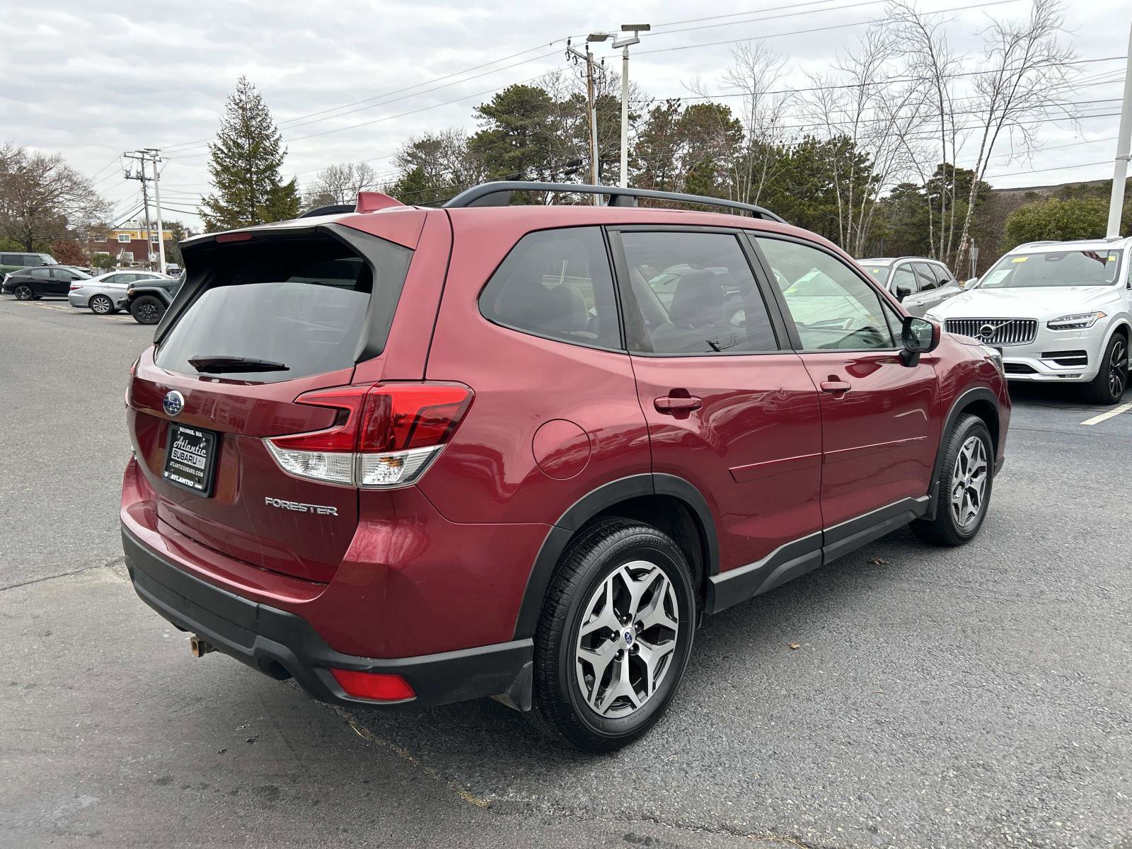 Used 2019 Subaru Forester Premium w/ All-Weather Package image 3