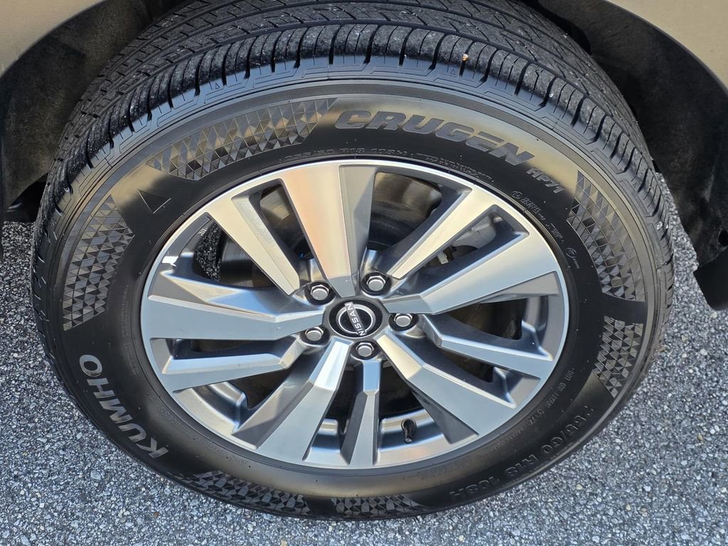 Used 2025 Nissan Pathfinder SL image 42