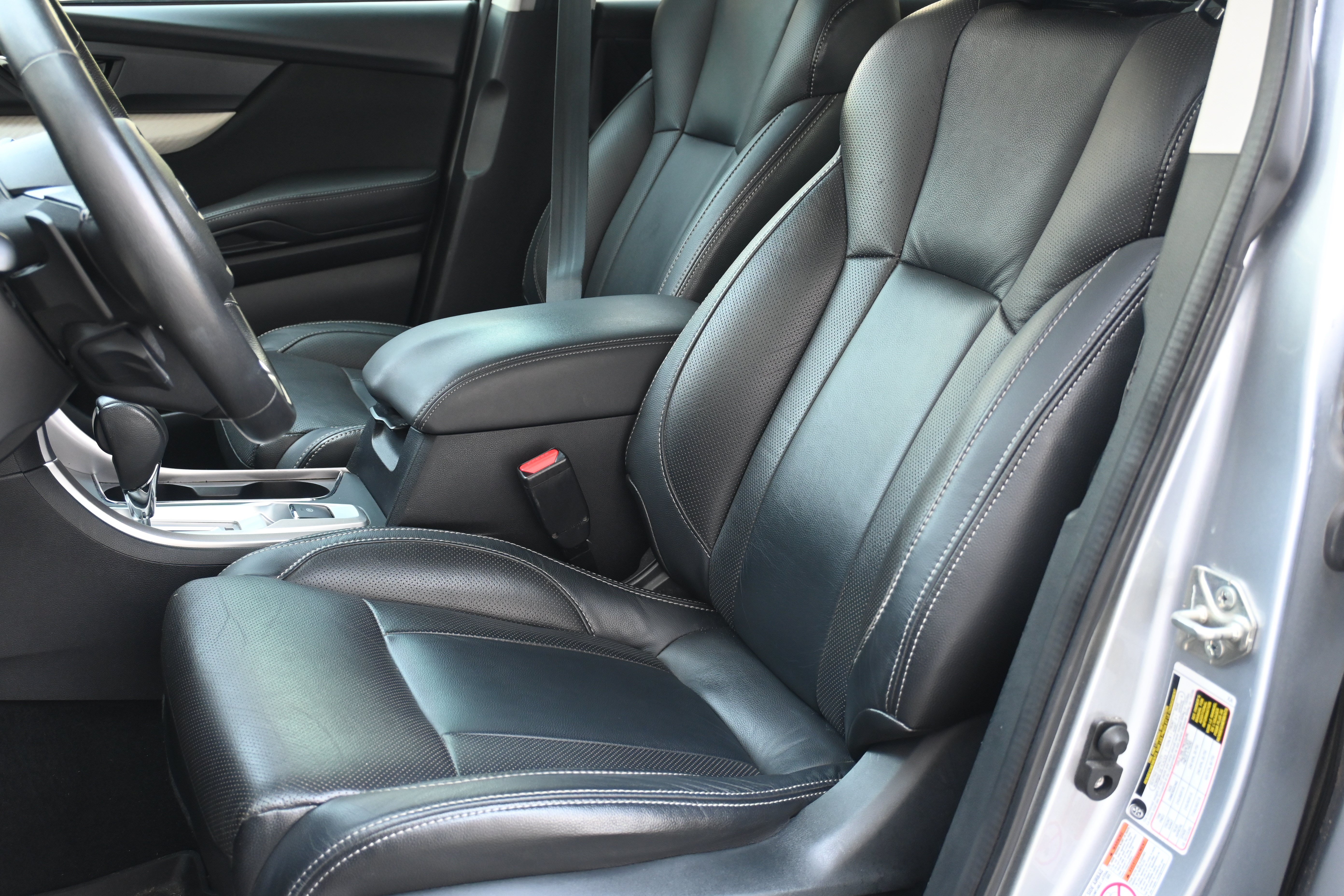 Used 2019 Subaru Ascent Premium w/ Popular Package #2A AWD/4WD image 12