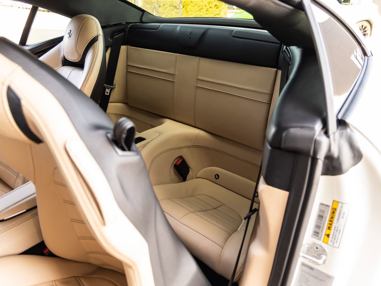 Used 2015 Ferrari California T RWD image 44