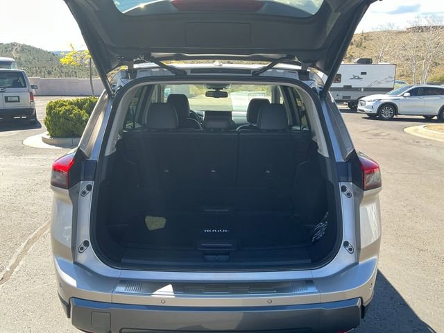 Used 2024 Nissan Rogue SL w/ SL Premium Package image 26