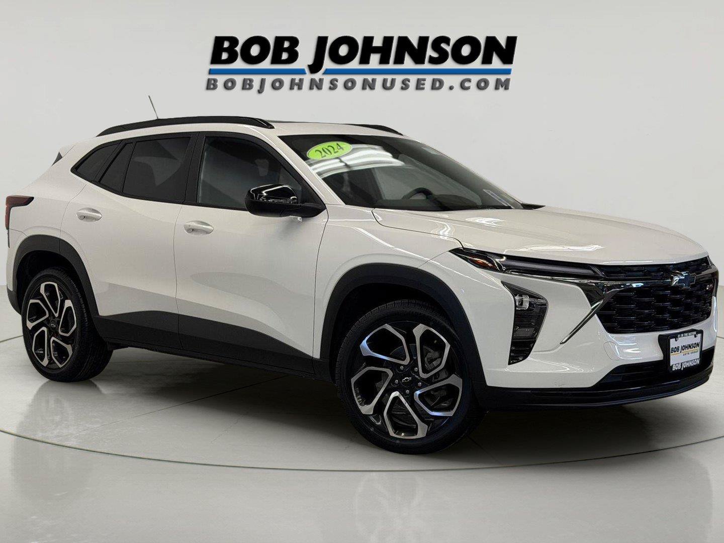 Used 2024 Chevrolet Trax RS w/ Sunroof Package FWD image 1