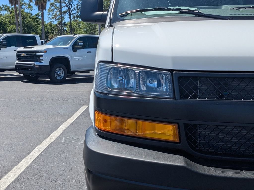 New 2025 Chevrolet Express 2500 w/ Driver Convenience Package image 11