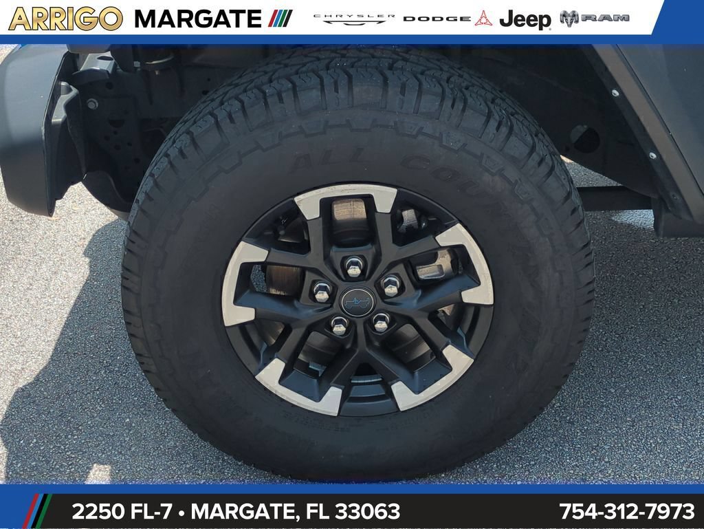 Used 2024 Jeep Wrangler Unlimited Rubicon 4xe AWD/4WD image 11
