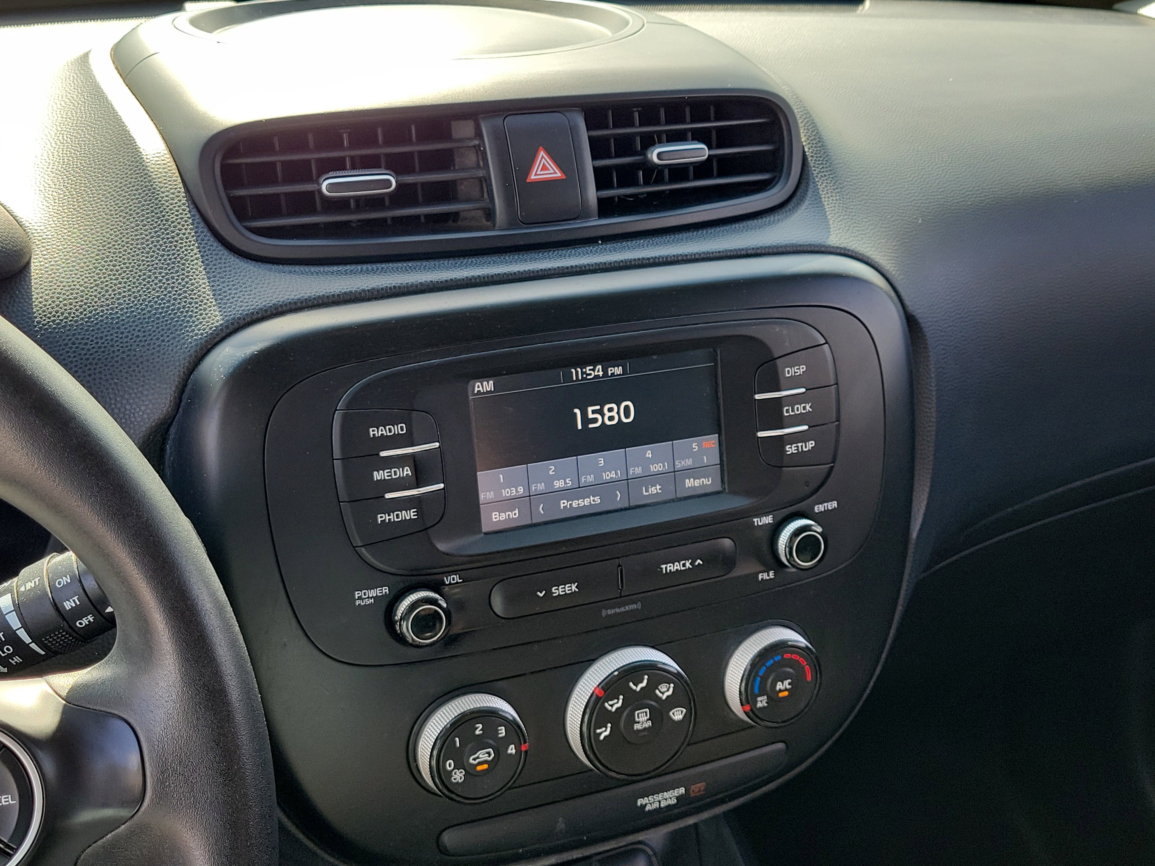 Used 2019 Kia Soul FWD image 28