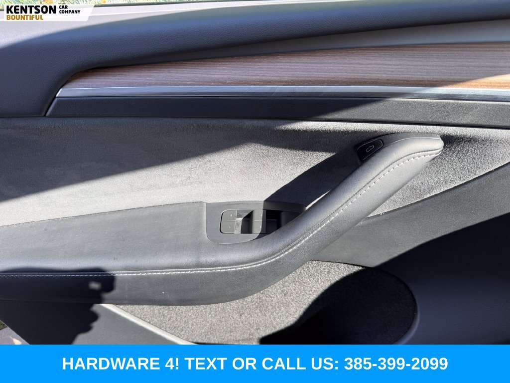 Used 2023 Tesla Model Y Long Range AWD/4WD image 16