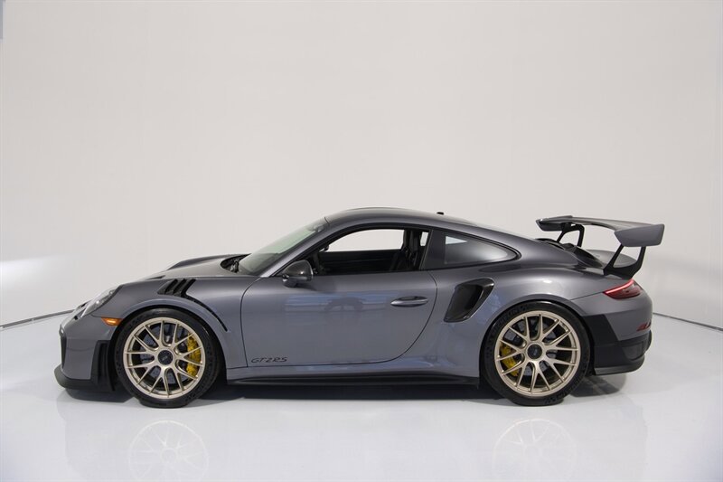 Used 2018 Porsche 911 GT2 RS image 5
