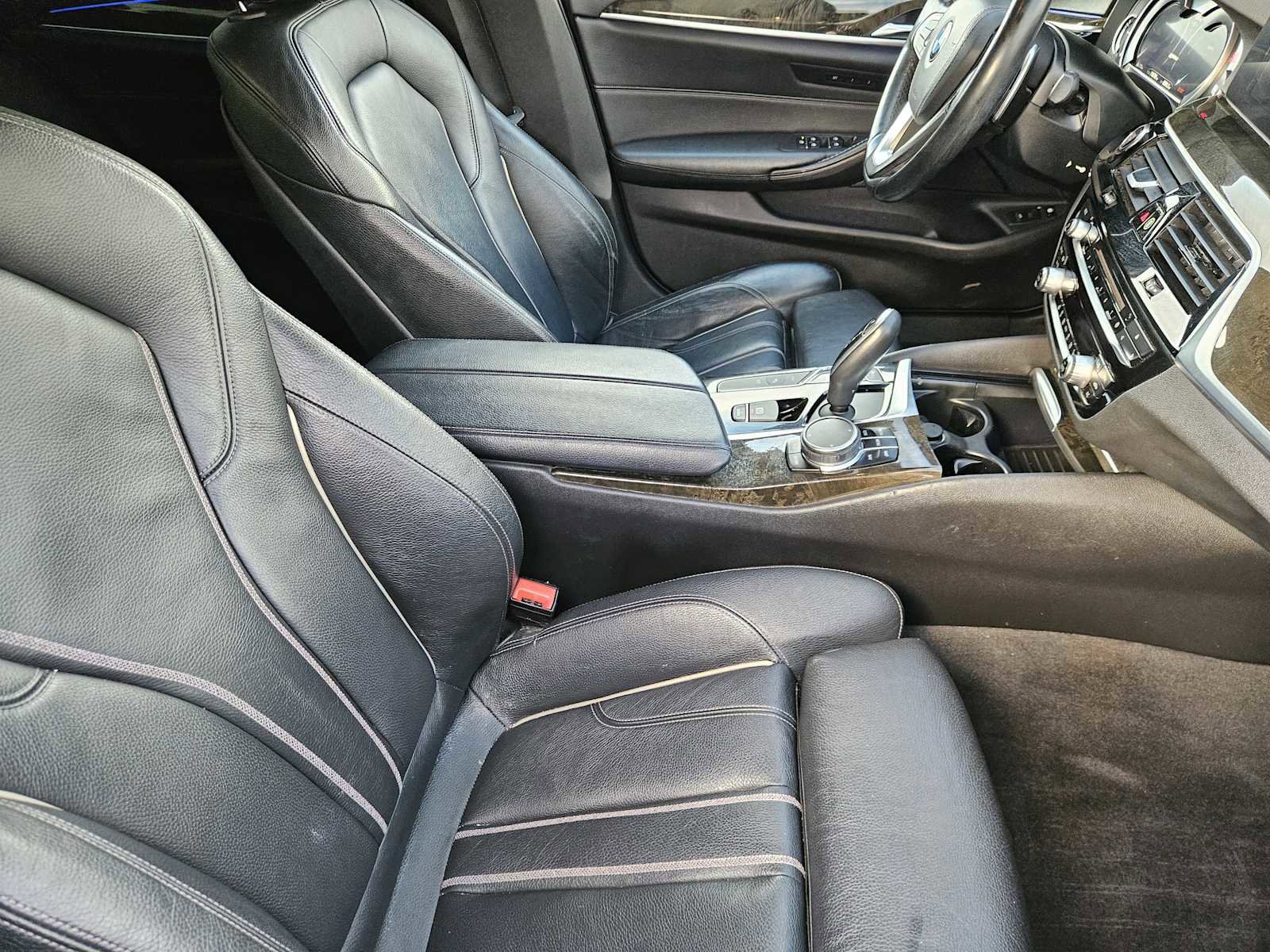 Used 2018 BMW 530e image 13