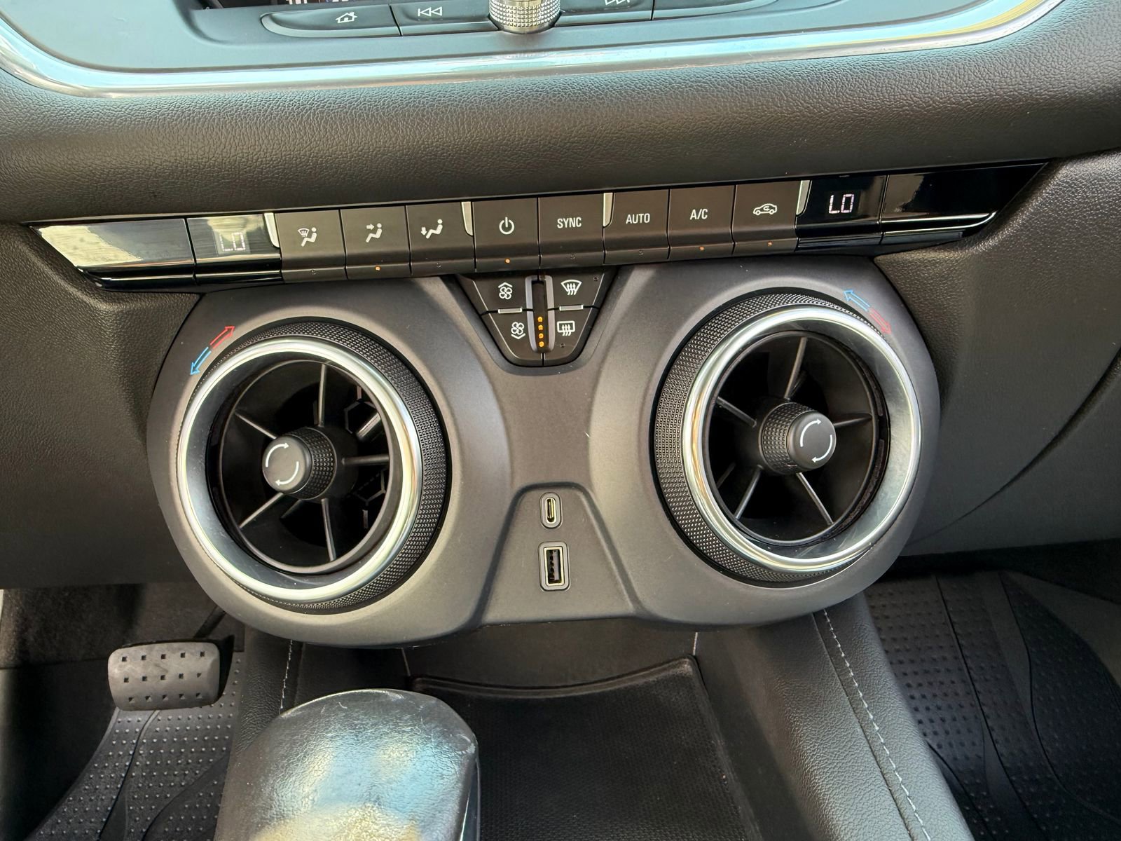 Used 2020 Chevrolet Blazer LT image 15