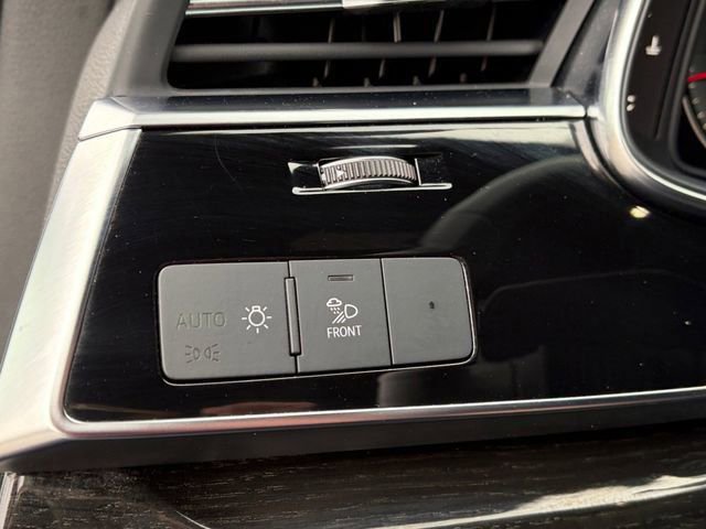 Used 2025 Audi Q7 3.0T Premium Plus AWD/4WD image 5