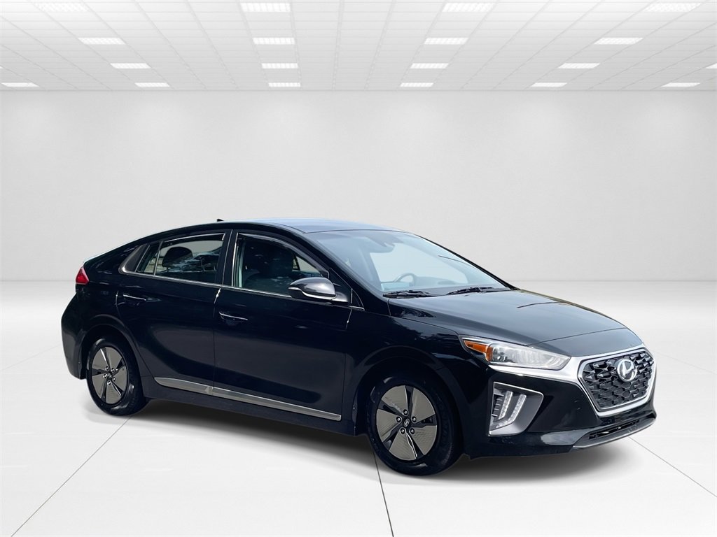 Certified 2022 Hyundai Ioniq SE