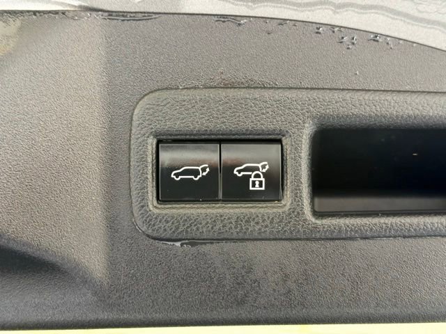 Used 2024 Toyota bZ4X XLE w/ Weather Package image 5