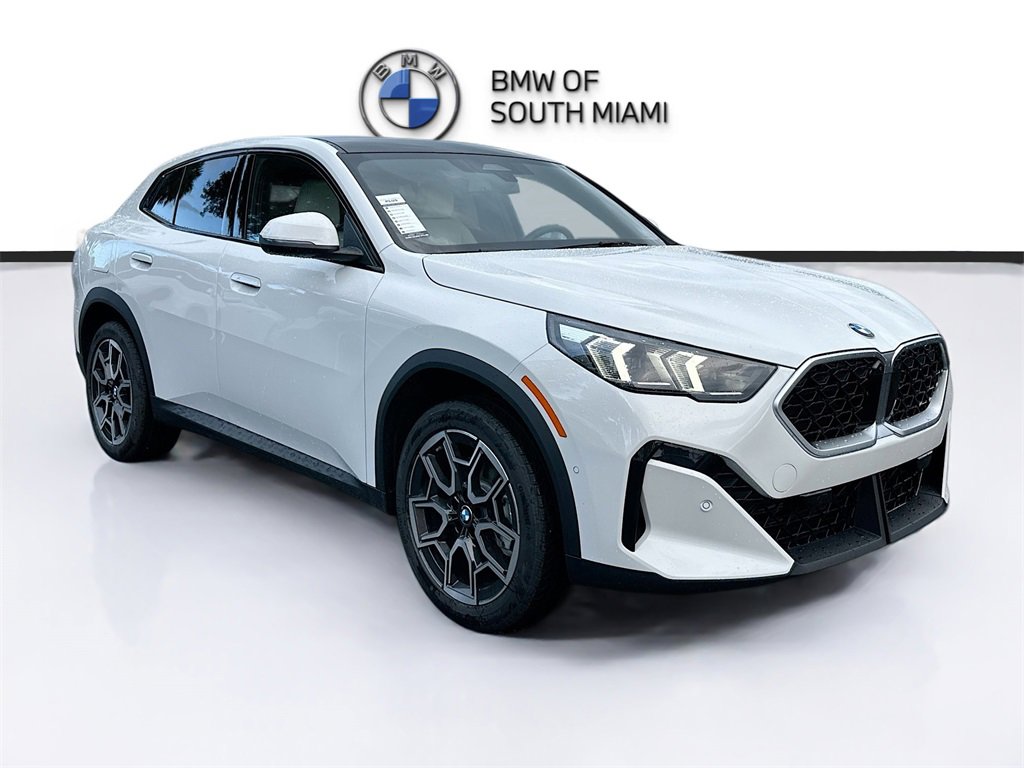 New 2026 BMW X2 xDrive28i w/ Technology Package