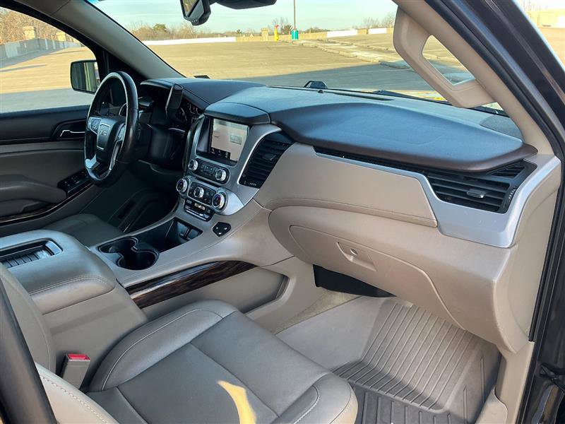 Used 2016 GMC Yukon XL SLT w/ Open Road Package image 39