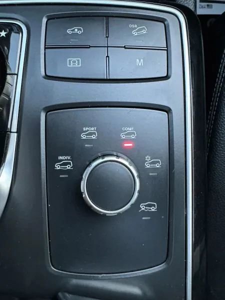 Used 2017 Mercedes-Benz GLS 450 4MATIC image 40