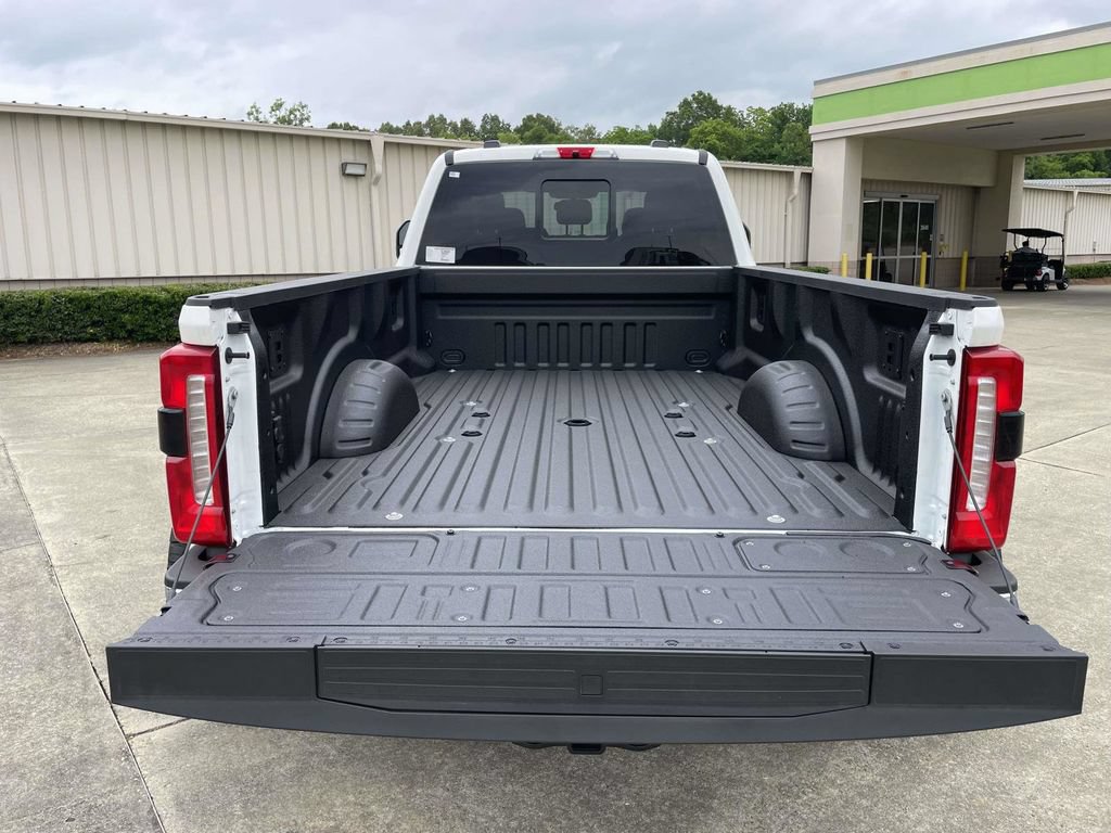 New 2026 Ford F350 King Ranch w/ Chrome Package AWD/4WD image 10