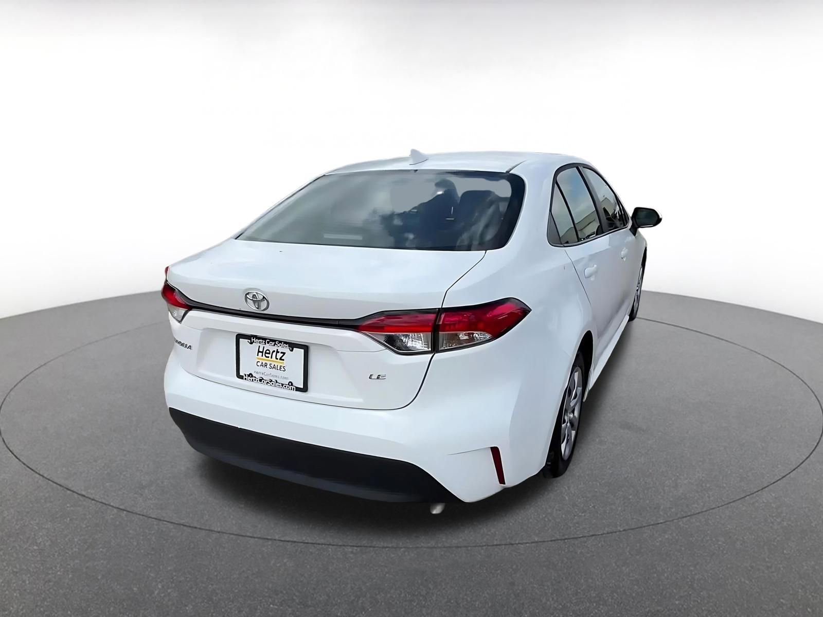 Used 2025 Toyota Corolla LE FWD image 15
