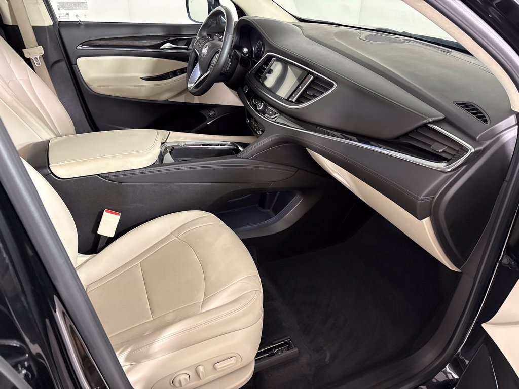 Used 2023 Buick Enclave Essence w/ Experience Buick Package FWD image 18