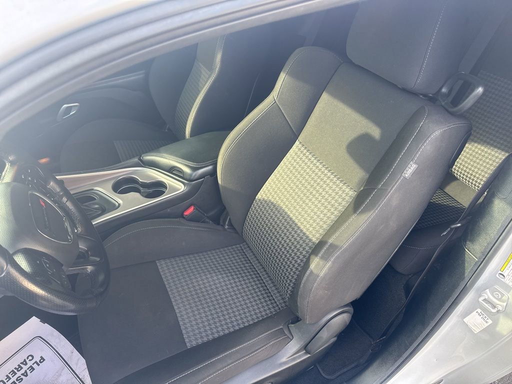 Used 2022 Dodge Challenger GT image 35