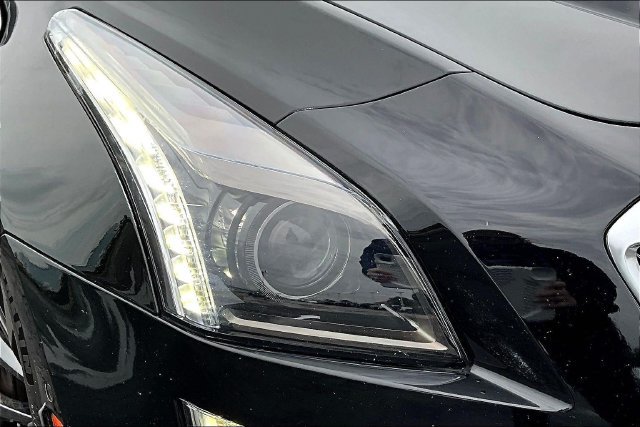 Used 2016 Cadillac CTS V w/ Carbon Fiber Package RWD image 32