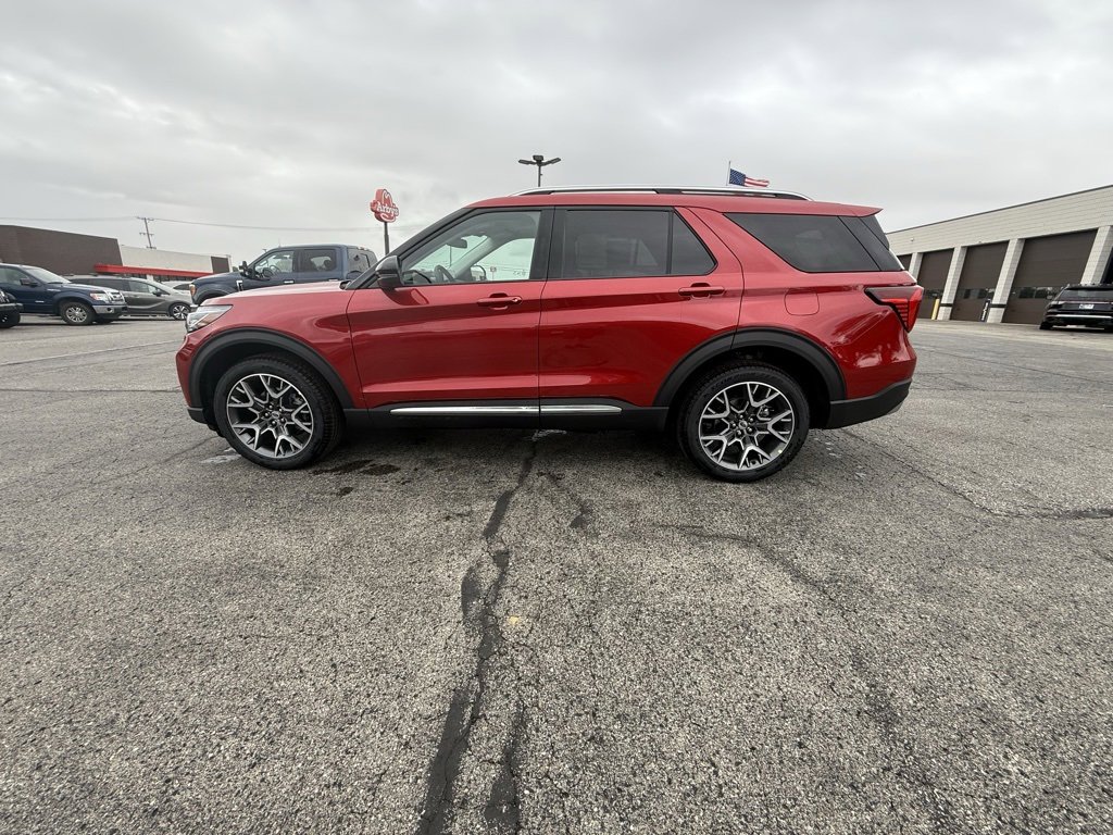 New 2025 Ford Explorer Platinum image 3