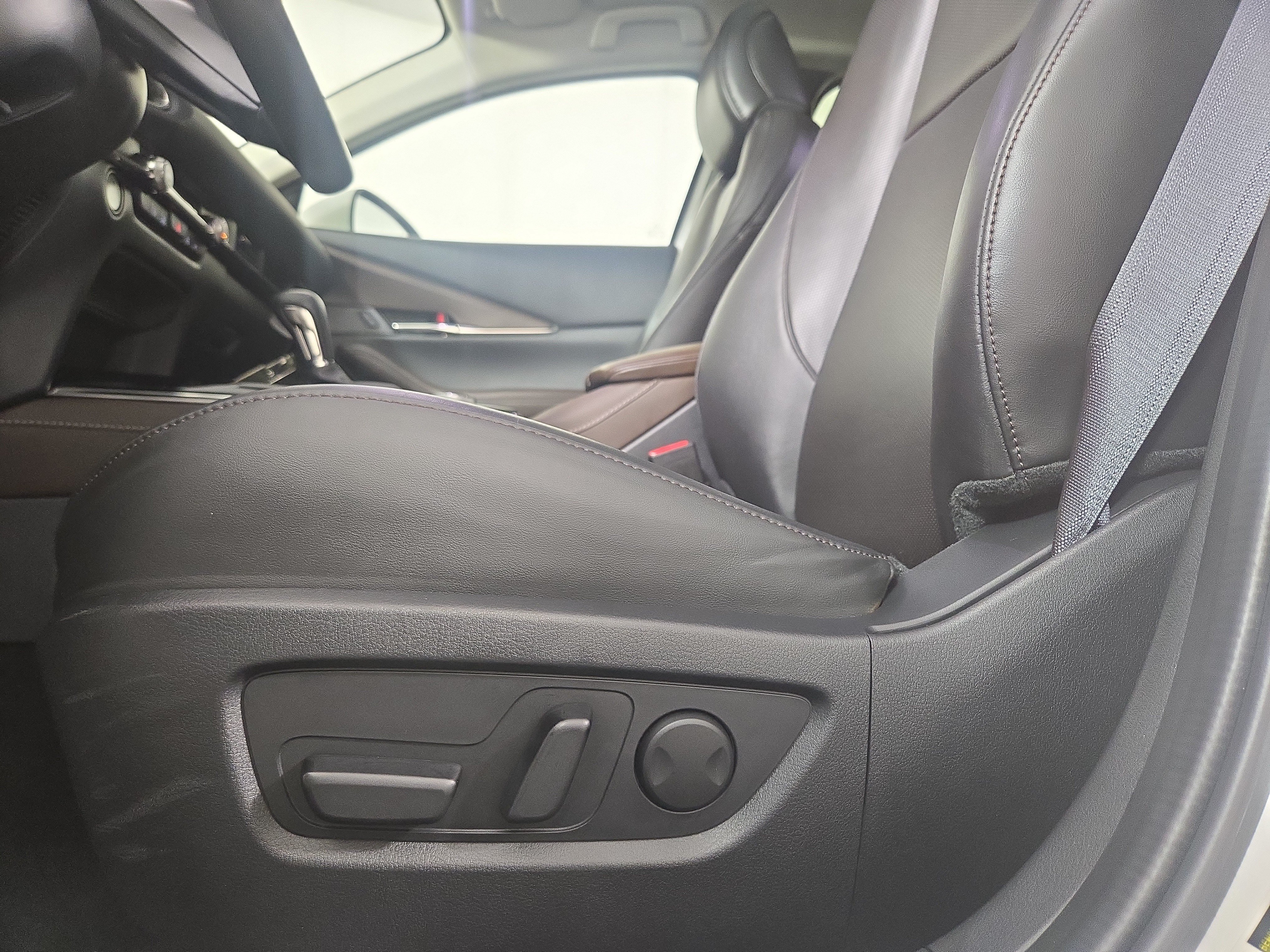 Certified 2023 MAZDA CX-30 AWD 2.5 S w/ Premium Package image 31