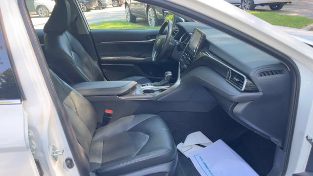 Used 2023 Toyota Camry XLE w/ Navigation Package FWD image 11
