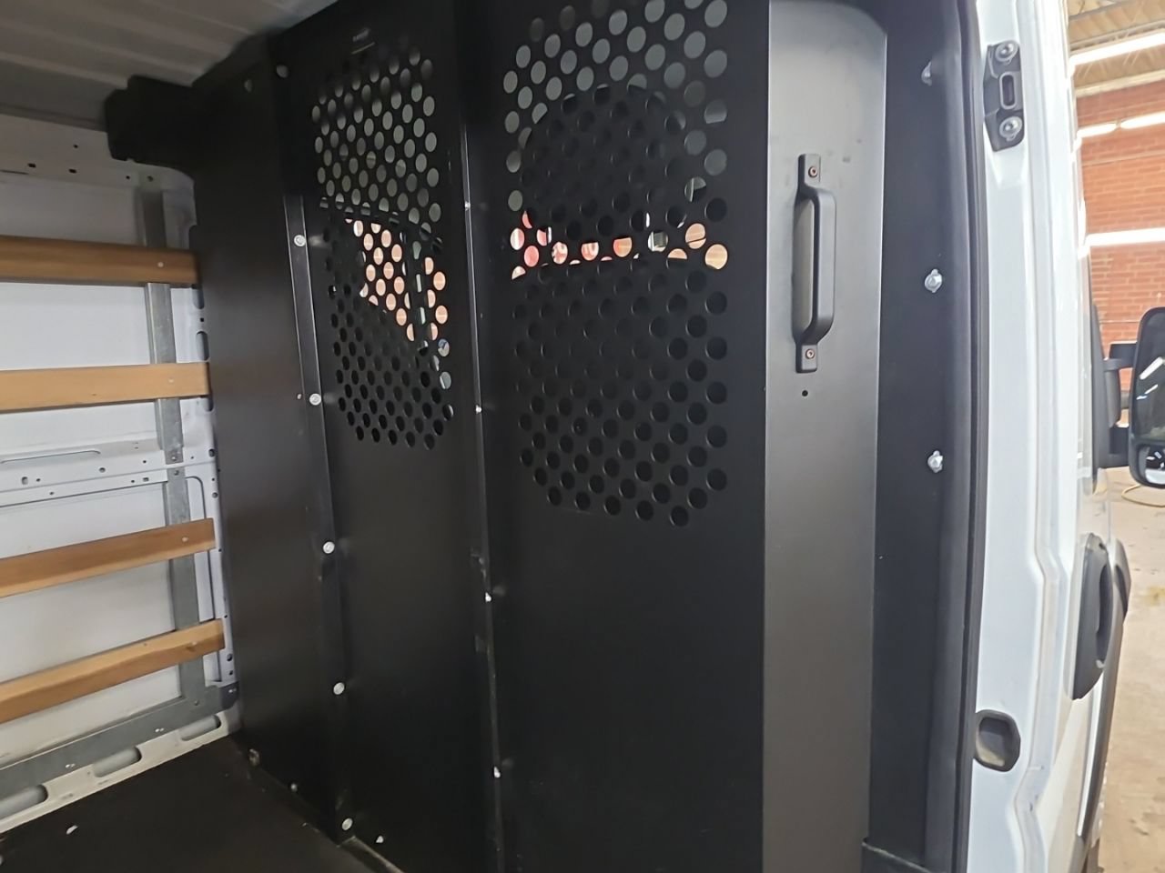 Used 2025 RAM ProMaster 2500 w/ U-Haul Equipment Group FWD image 35