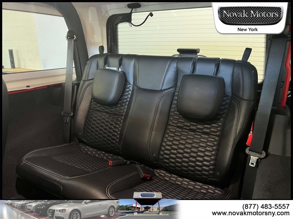 Used 2022 Jeep Wrangler Sport S image 19