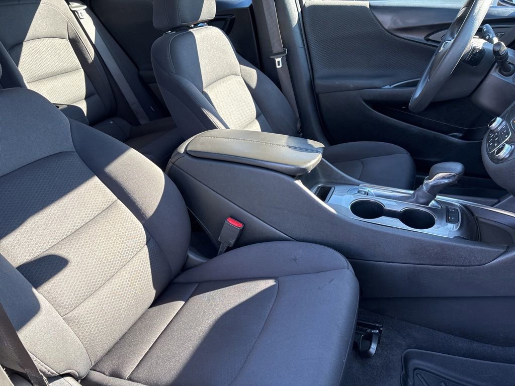 Used 2024 Chevrolet Malibu LT image 14