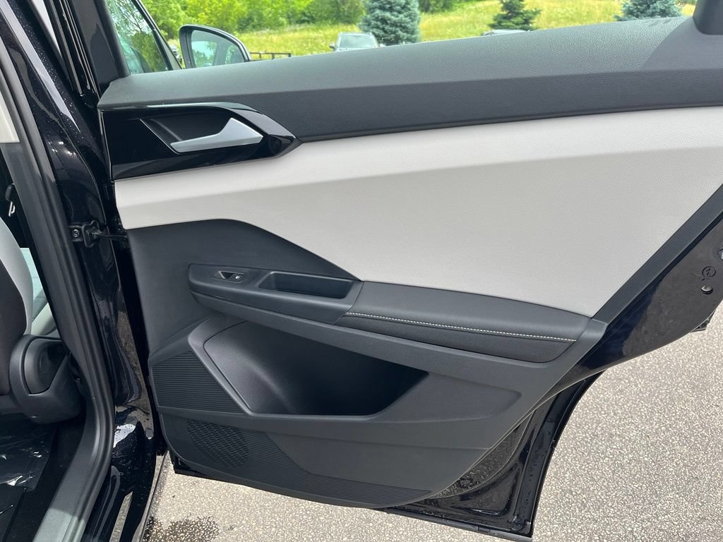 New 2026 Volkswagen Taos S FWD image 24