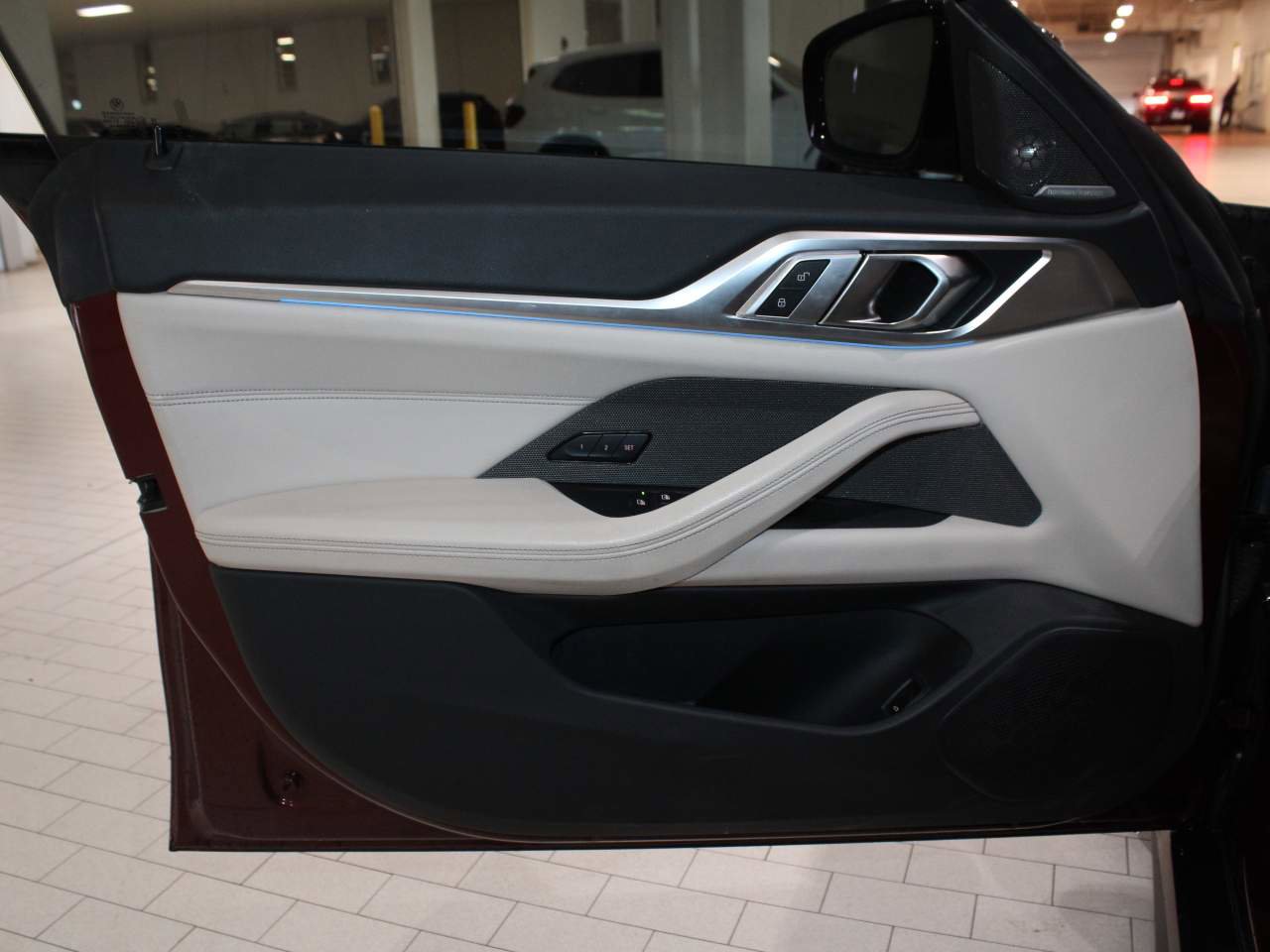 Used 2023 BMW i4 eDrive35 w/ Premium Package RWD image 11
