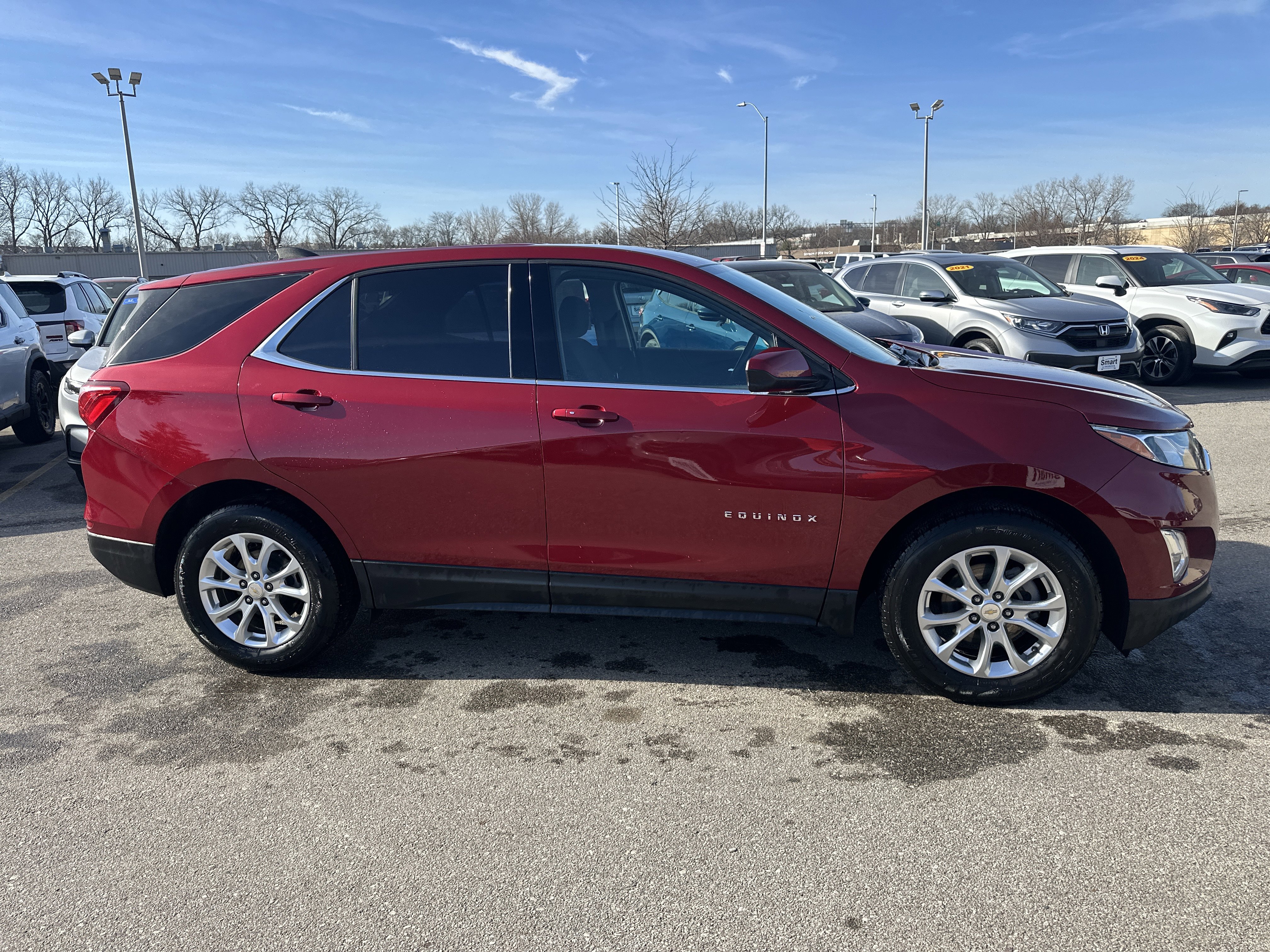 Used 2020 Chevrolet Equinox LT image 3