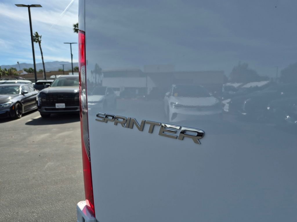 Used 2025 Mercedes-Benz Sprinter 2500 image 11